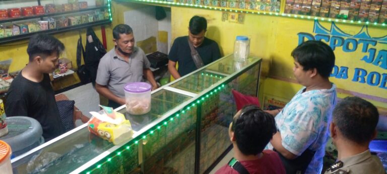 Berantas Peredaran Miras, Polsek Curug Lakukan Oprasi Rutin