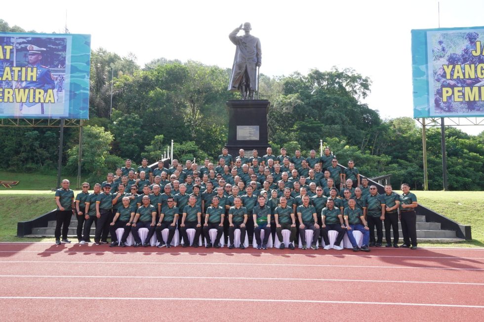 Kunjungan IKAS Dikreg-XXXIX SeskoadDi Akademi Militer