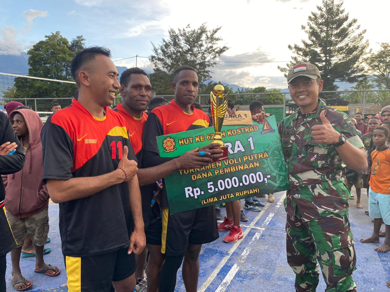 Inilah Sang Juara! Satgas YR 321/GT Tutup Lomba Turnamen Mini Soccer HUT ke 62 Kostrad di Wamena Jayawijaya