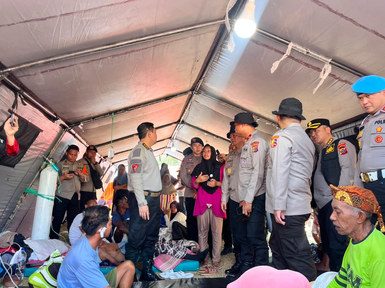 Gempa Manggarai: 45 Posko Tampung 13.881 Pengungsi, Polri Kerahkan Operasi Kemanusiaan Terpadu