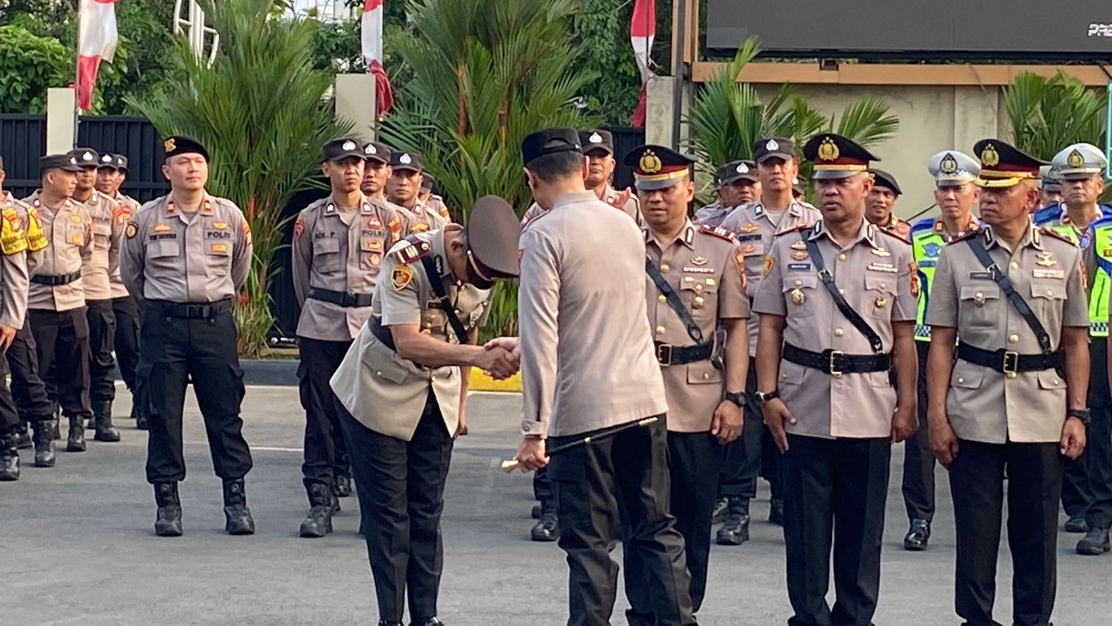 Sertijab PJU dan Kapolsek, Kapolres Metro Bekasi Kota Minta Pelayanan Masyarakat Makin Responsif
