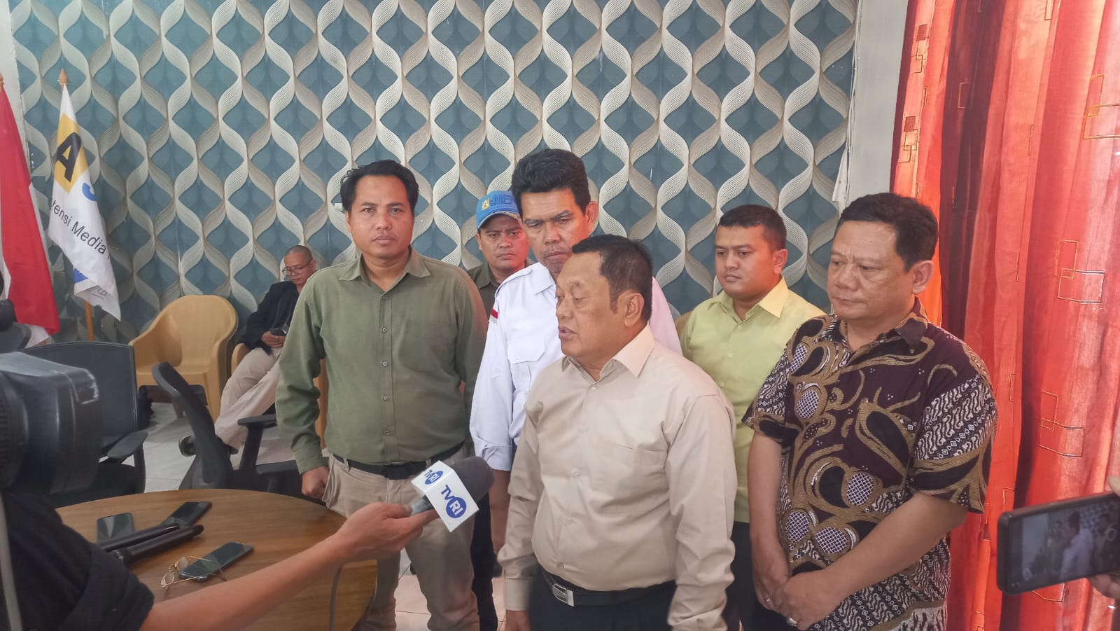 FKI dan ASMEN Gelar Diskusi “Utang Negara: Beban Generasi atau Investasi Masa Depan” di Bekasi