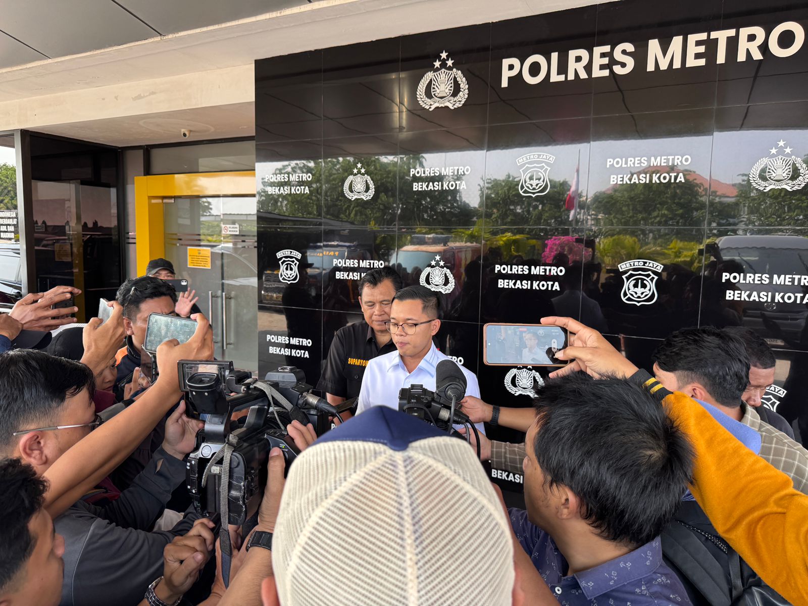 Saldo TikTok Vilmei Dikuras Rp1,28 Miliar, Polres Metro Bekasi Kota Tetapkan Tiga Tersangka