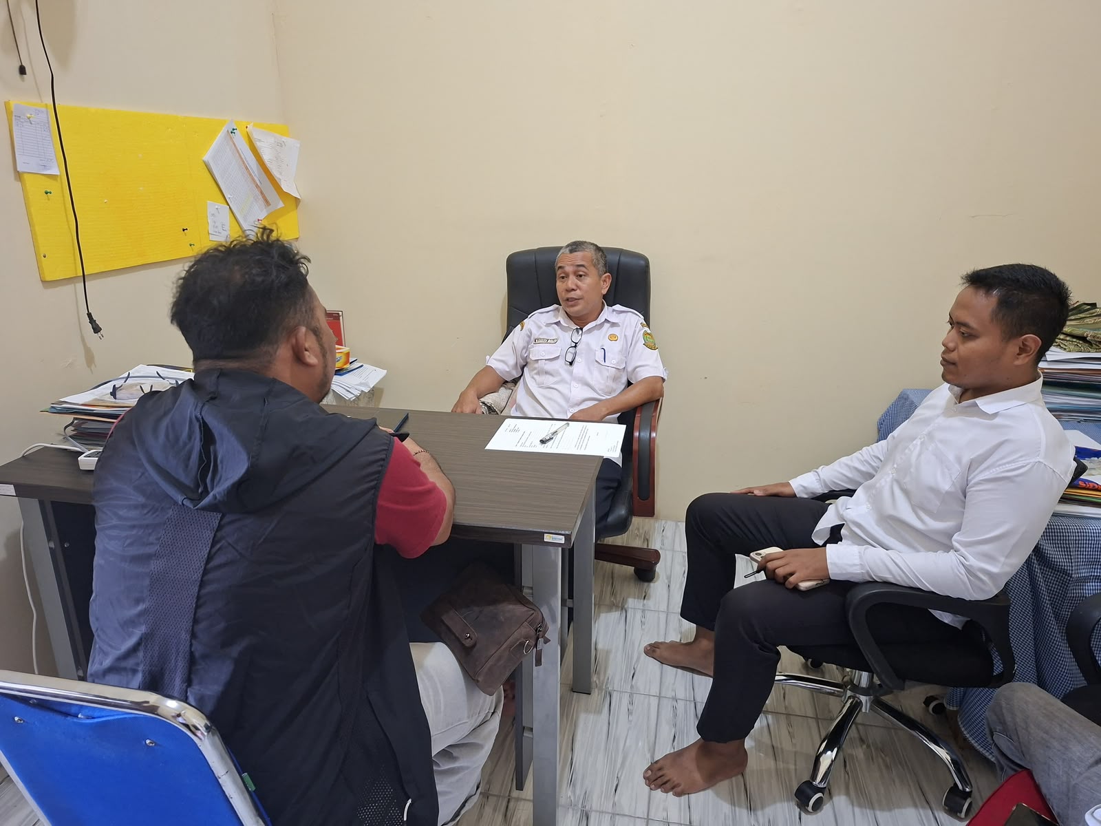 Seorang Pekerja yang mengaku mengalami PHK Oleh PT CSS, Membeberkan pertemuannya dengan perwakilan perusahaan sebelum melaporkan ke Disnaker kabupaten Lingga,