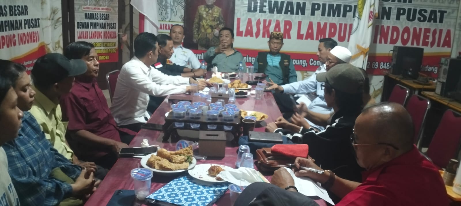 Ketua Umum Angkatan Muda Badik Lampung Kolonel Pur Dr. Sukardiansyah, MKes, SpKJ mendapat amanah menjadi Ketua Aliansi dari Forum Aliansi Menggugat Hutan Kota.