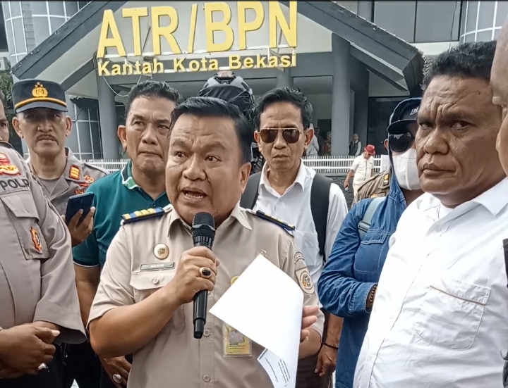 Dugaan Keterlibatan Oknum Pejabat Pemkot Jaktim dalam Mafia Tanah PTSL, Ratusan Massa Gempur ATR/BPN Kota Bekasi