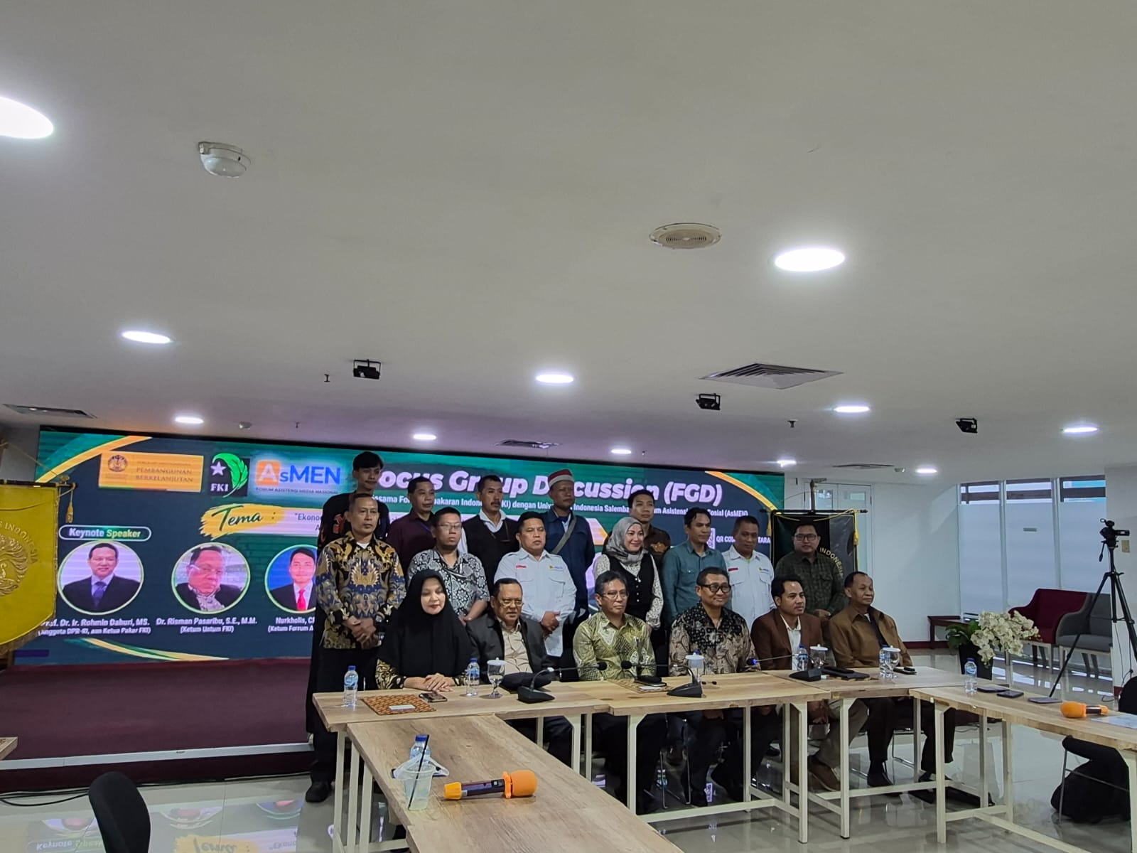 Forum Kepakaran Indonesia dan UI Gelar FGD Bahas Ketahanan Ekonomi Nasional di Tengah Ketidakpastian Global